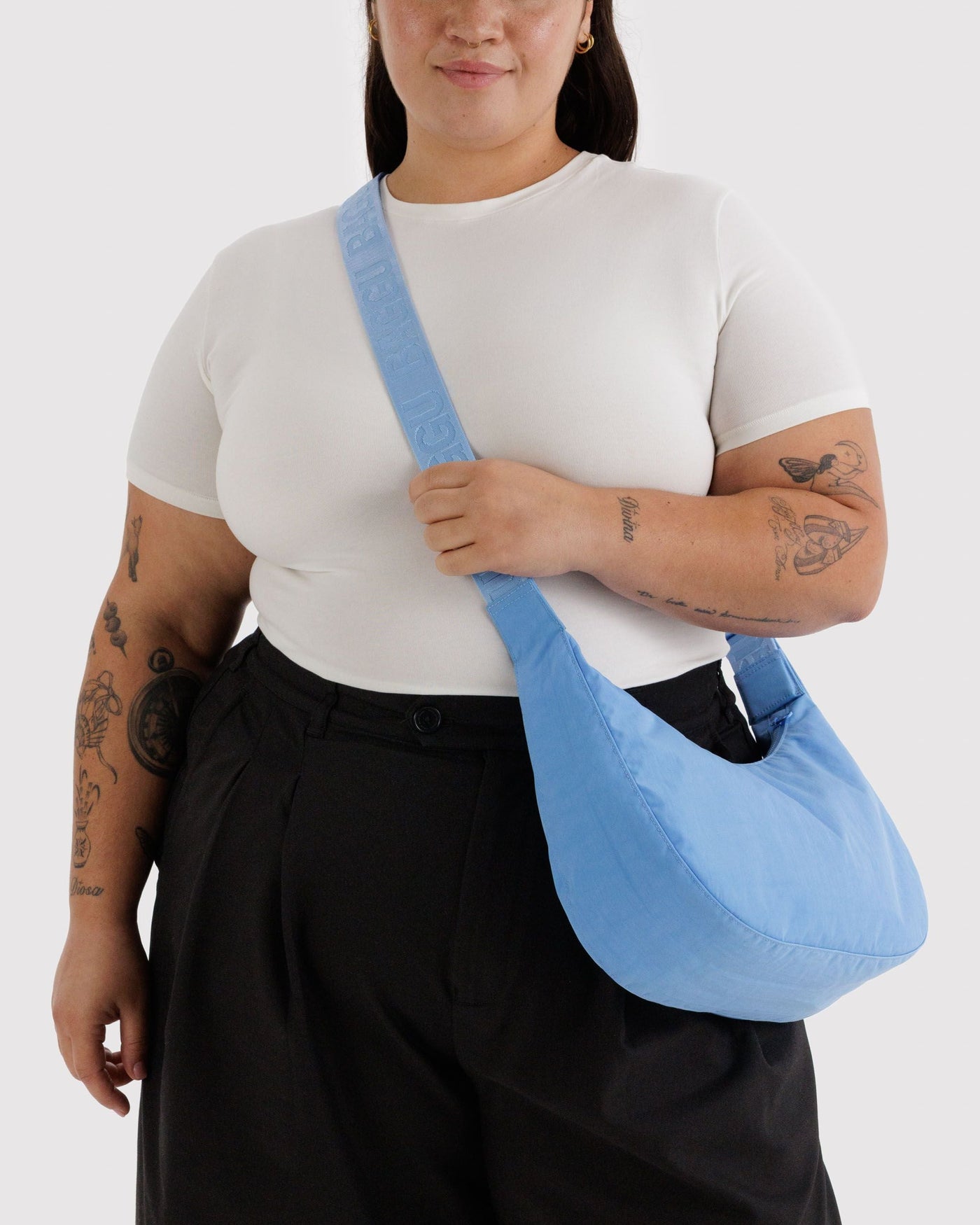 Medium Nylon Crescent Bag - Piscine - Quick Grab