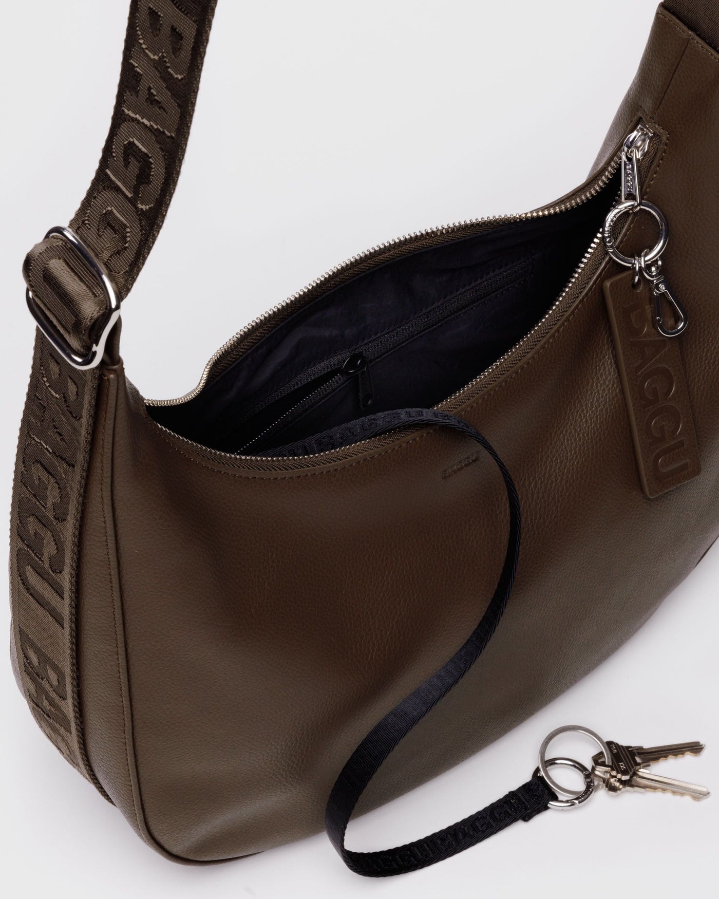 Medium Recycled Leather Crescent Bag - Brown - Daily Care